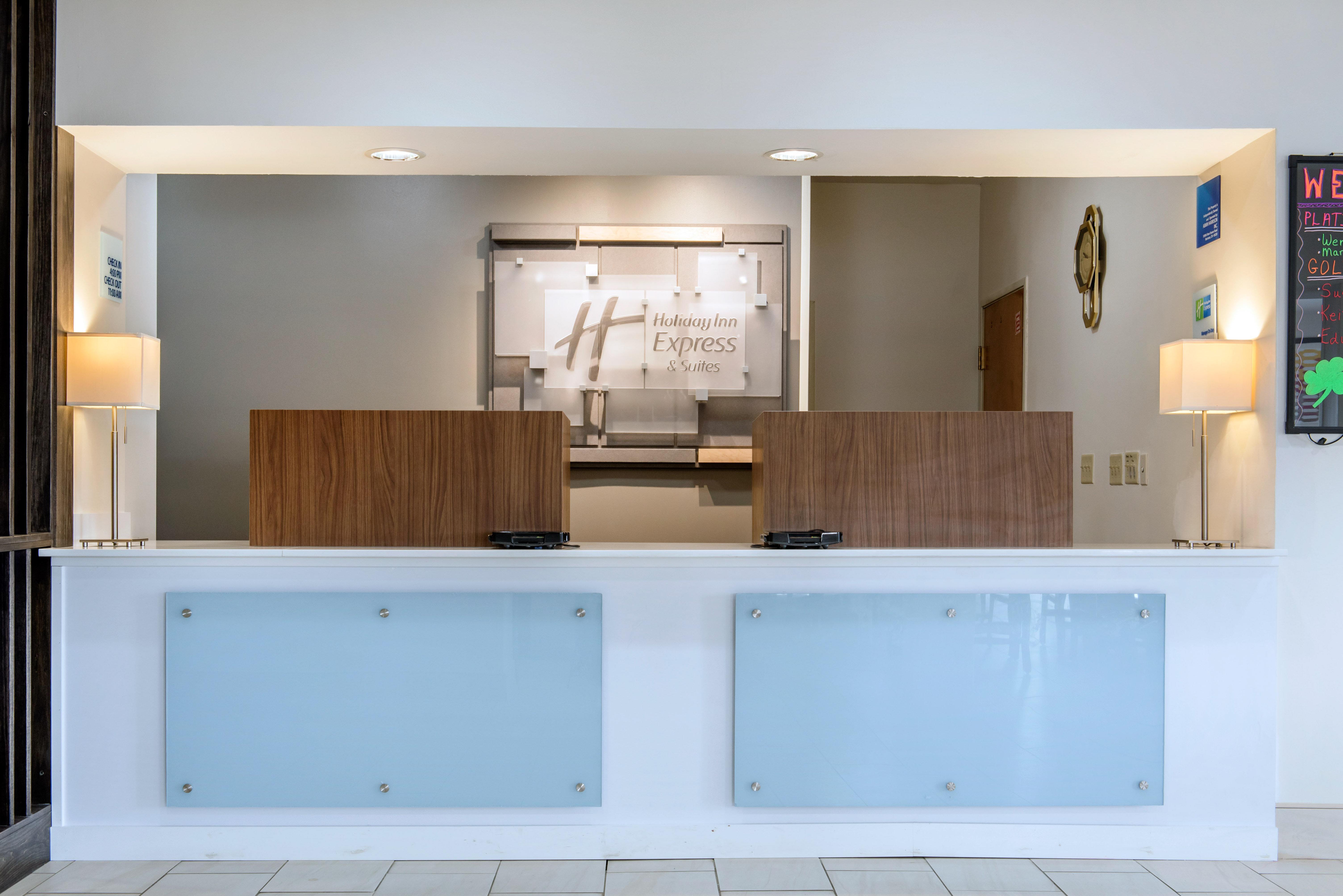 Holiday Inn Express & Suites Harrison By Ihg Exterior foto