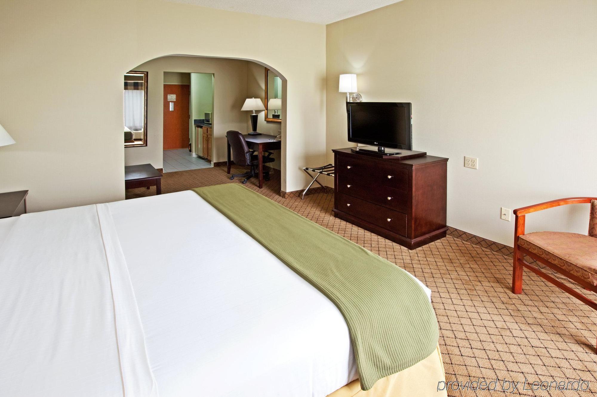 Holiday Inn Express & Suites Harrison By Ihg Exterior foto
